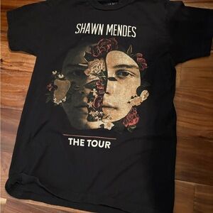 Shawn Mendes Black Tour T-Shirt‎ size small 0111
